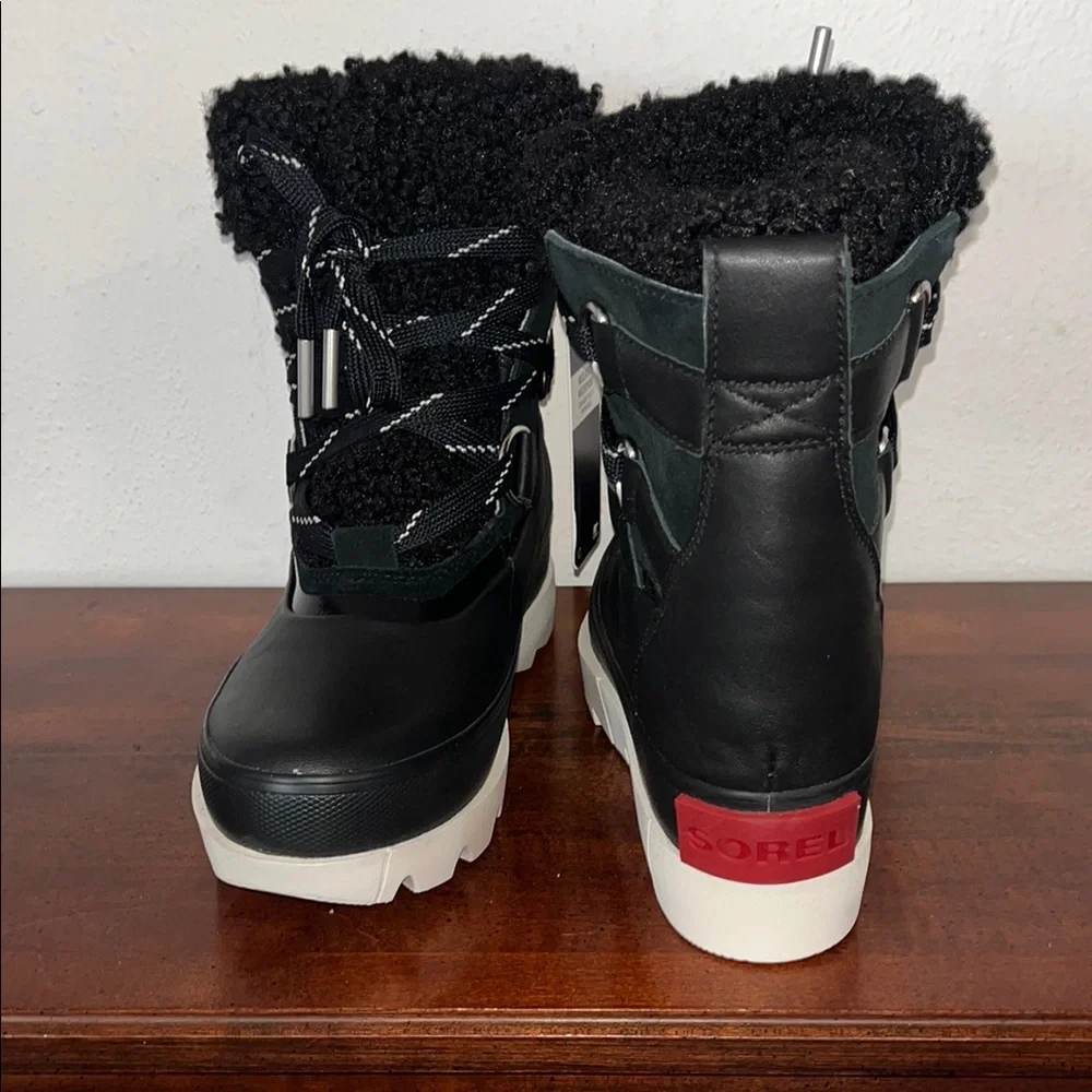Women's Sorel Joan of Artic Black and White Winter Boots 7.5 NWT - Picture 5 of 11